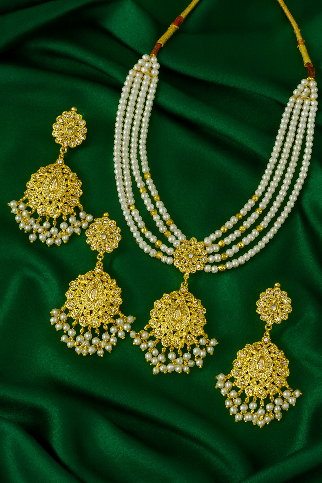 Royal Maharani Pearl Kundan Necklace Set-Ruvanya