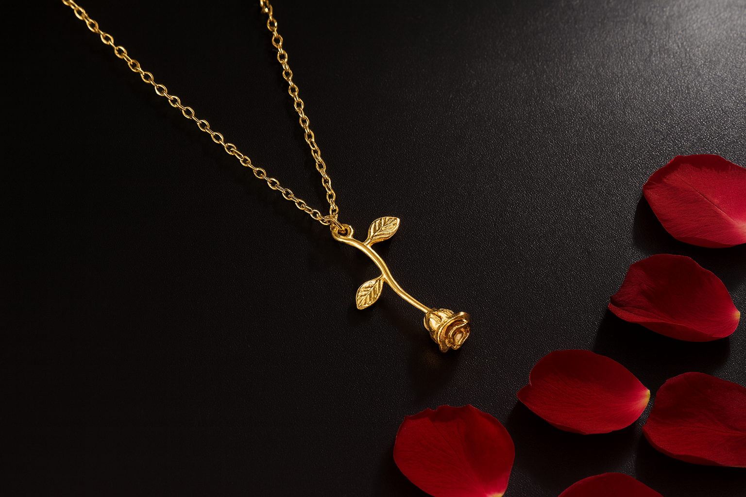 Rose Pendant Necklace-Ruvanya