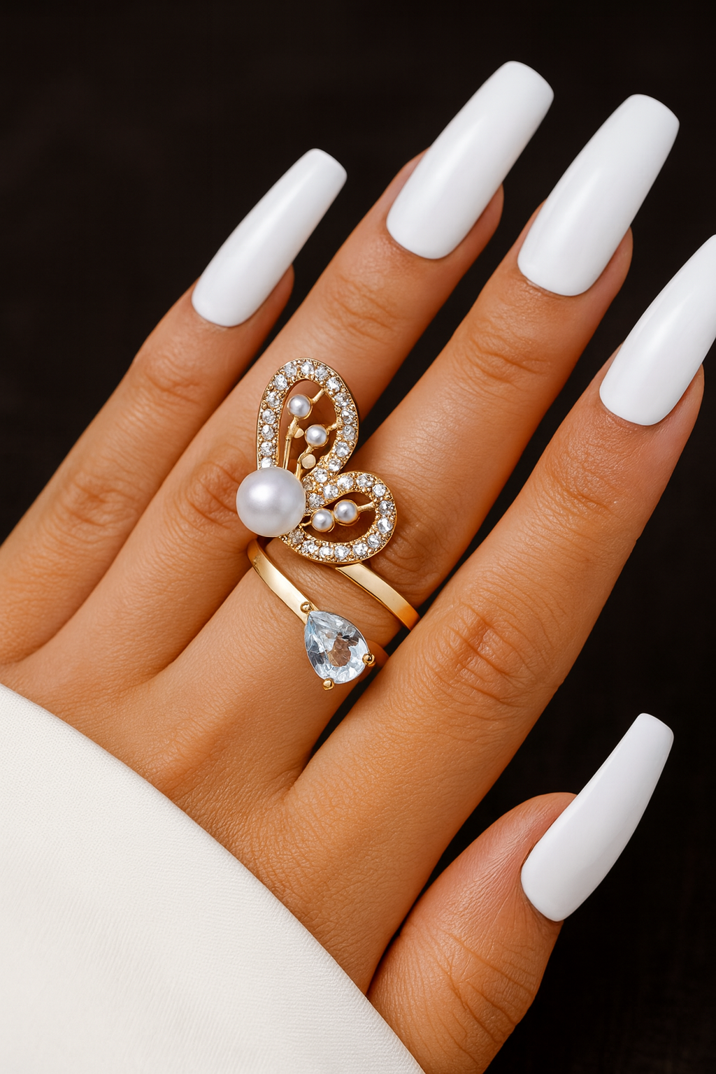 Butterfly Embedded Pearl Adjustable Ring-Ruvanya
