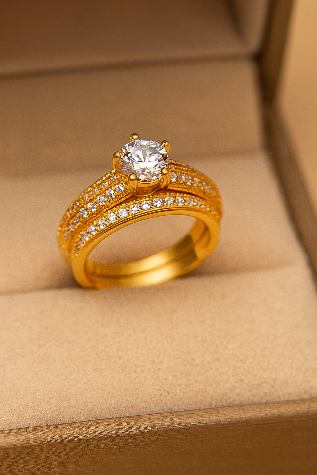 Couple Inlaid Zircon Gold Ring-Ruvanya