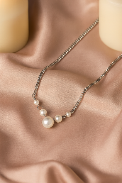 Premium Bold Pearl Pendant-Ruvanya