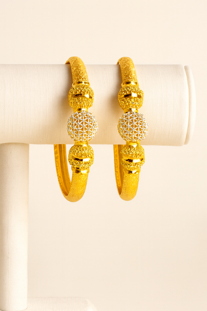 Classic Round Antique Bangle