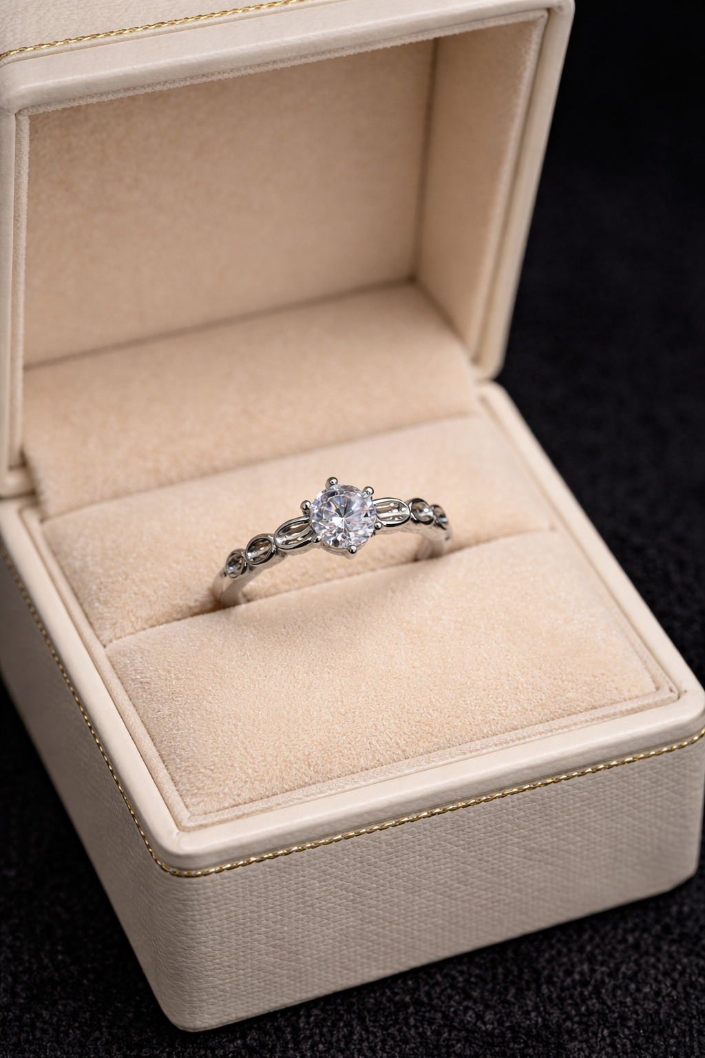 Eternal Link Solitaire Ring
